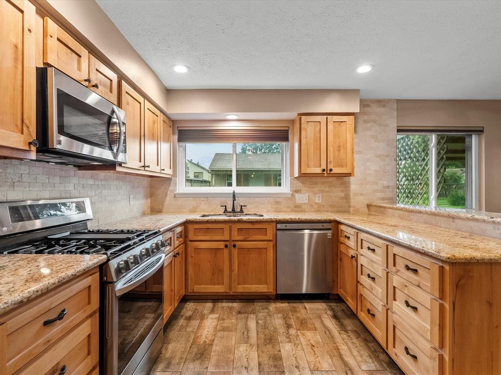 3613 Polk Lane