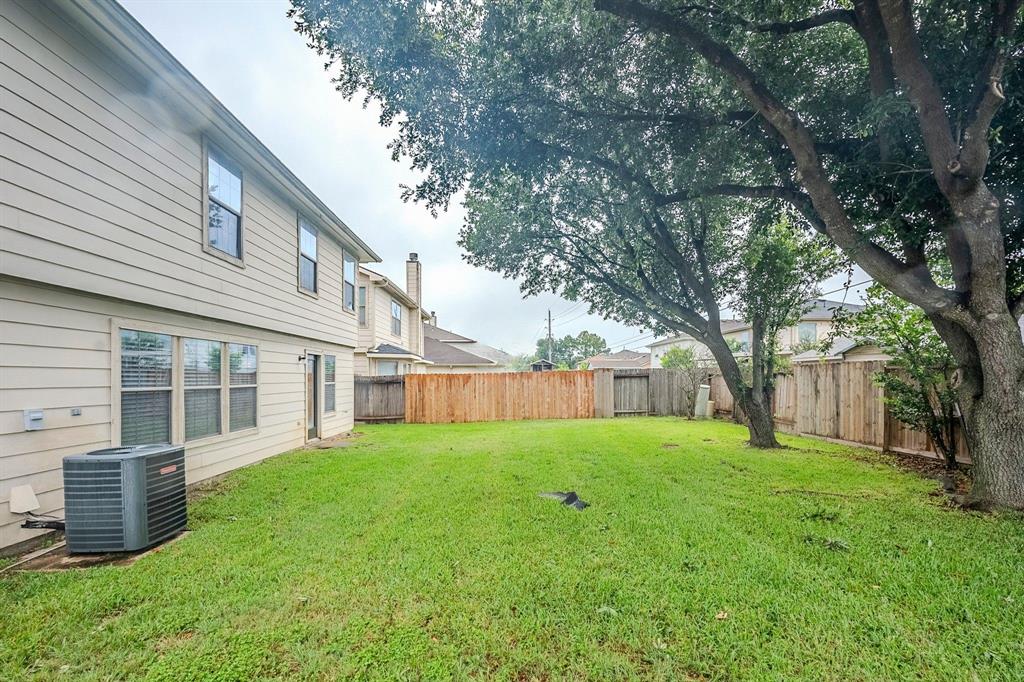 21106 Scenic Bluff Lane, Humble, Texas image 39