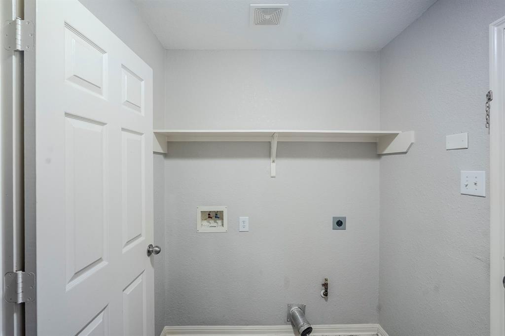 21106 Scenic Bluff Lane, Humble, Texas image 34
