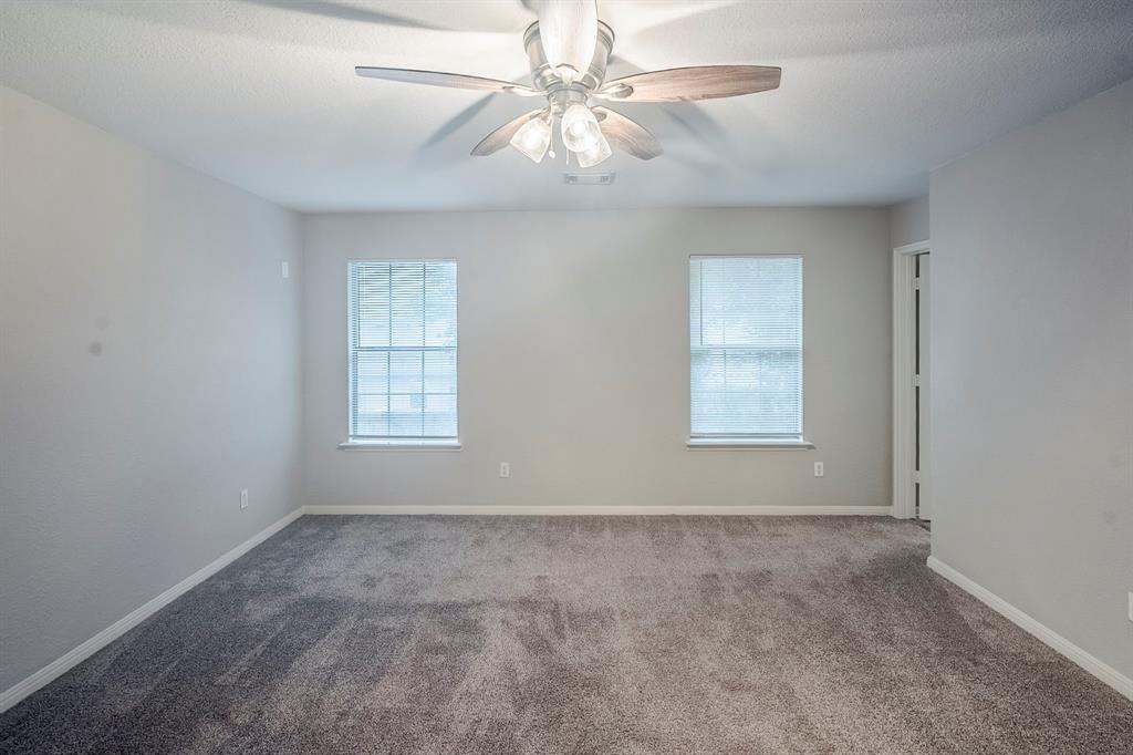 21106 Scenic Bluff Lane, Humble, Texas image 17