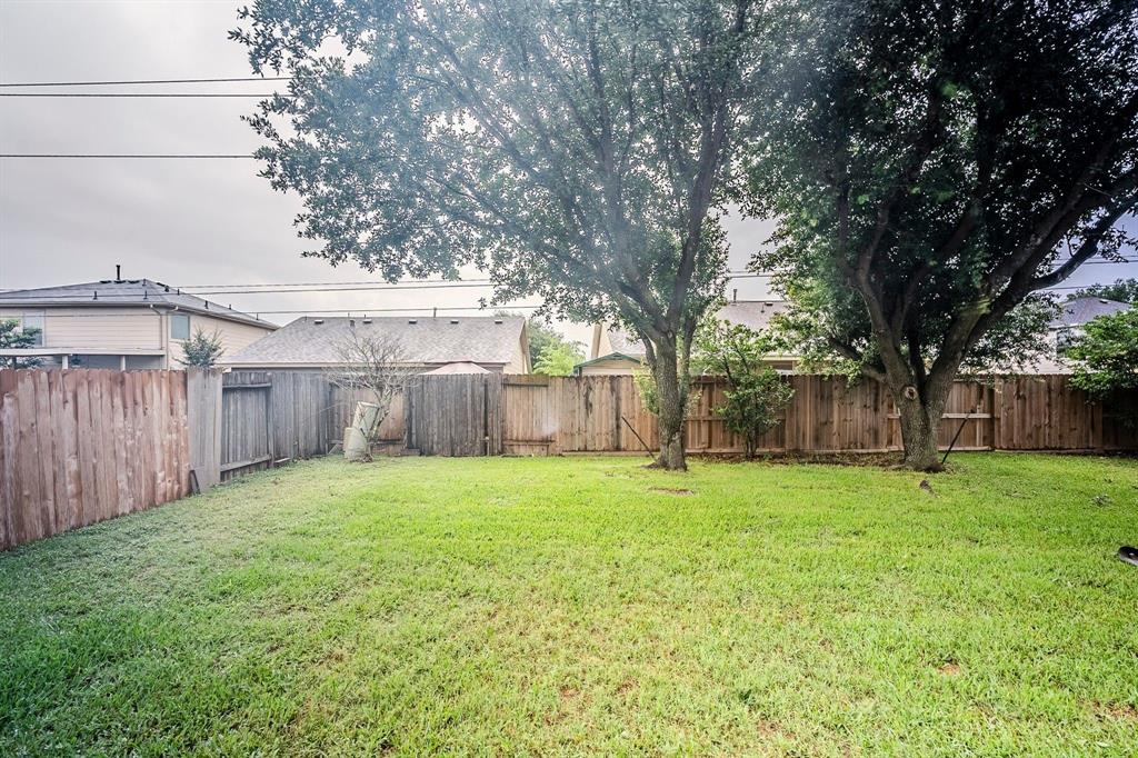 21106 Scenic Bluff Lane, Humble, Texas image 36