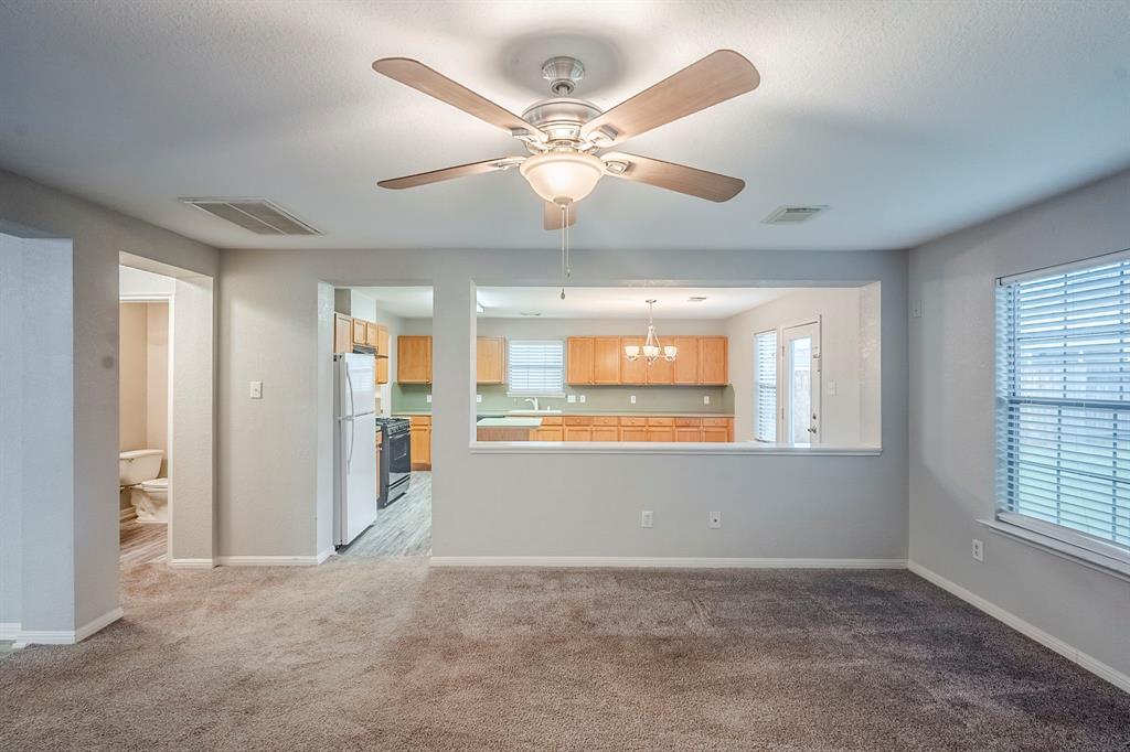 21106 Scenic Bluff Lane, Humble, Texas image 9
