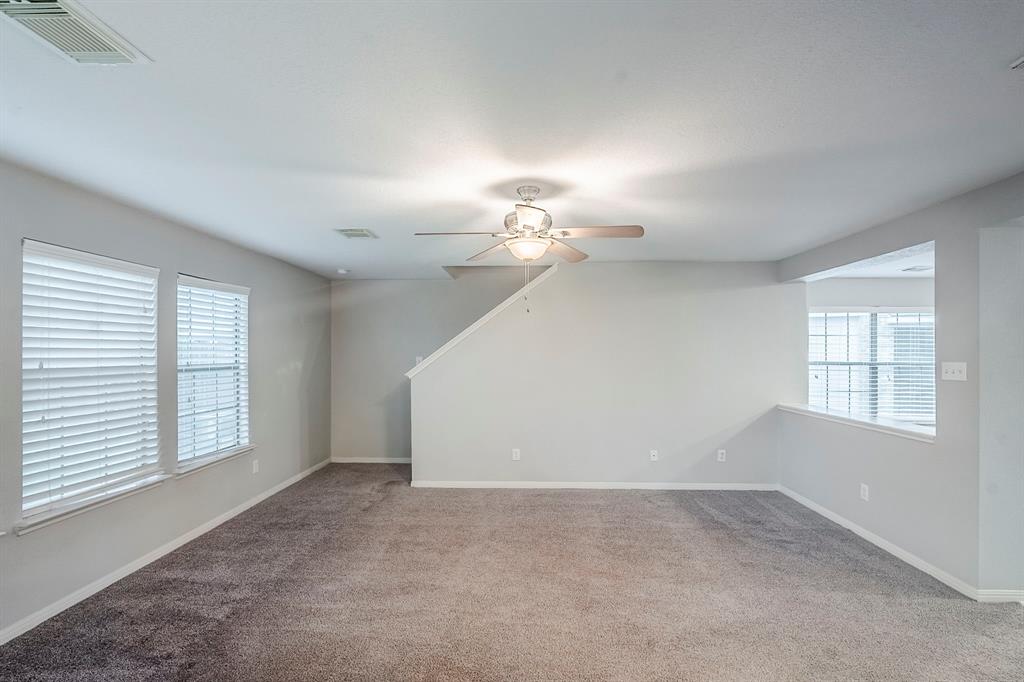 21106 Scenic Bluff Lane, Humble, Texas image 6
