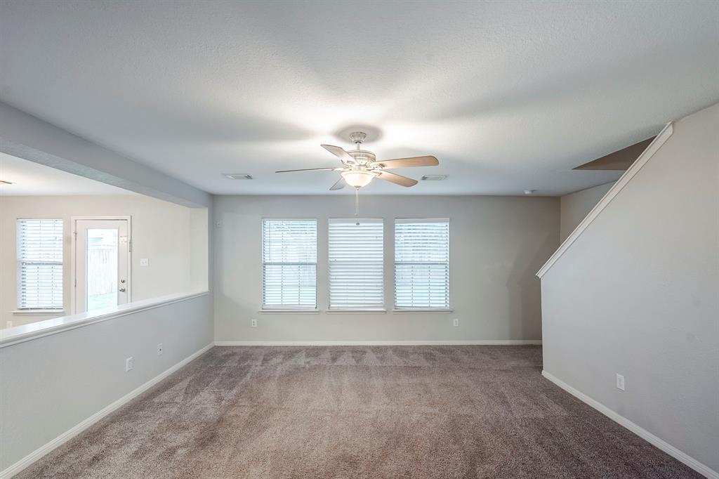 21106 Scenic Bluff Lane, Humble, Texas image 7