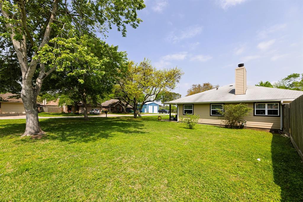 4707 Elm Street, Seabrook, Texas image 4