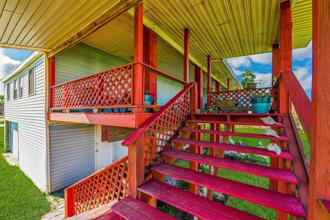 A home in Crystal Beach