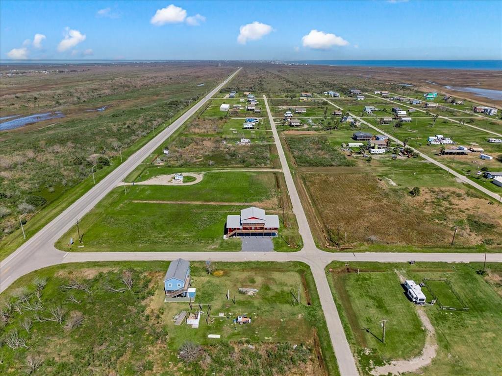 920 17th Street, Port Bolivar, Texas image 47
