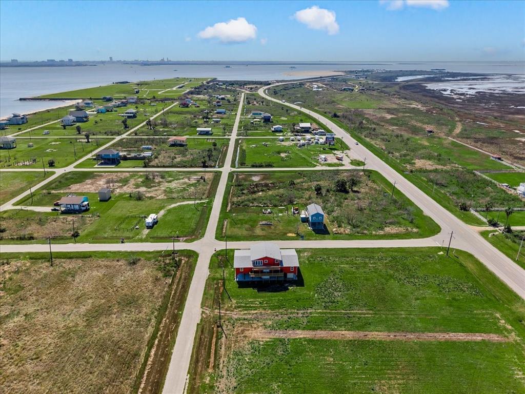 920 17th Street, Port Bolivar, Texas image 48