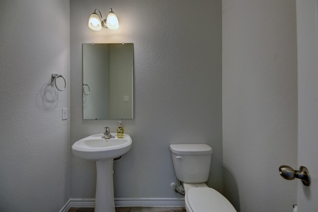 7707 Bunker Drive, Navasota, Texas image 7