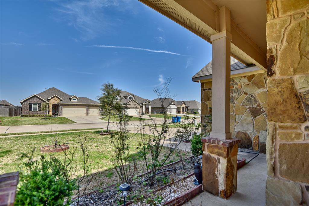 7707 Bunker Drive, Navasota, Texas image 5