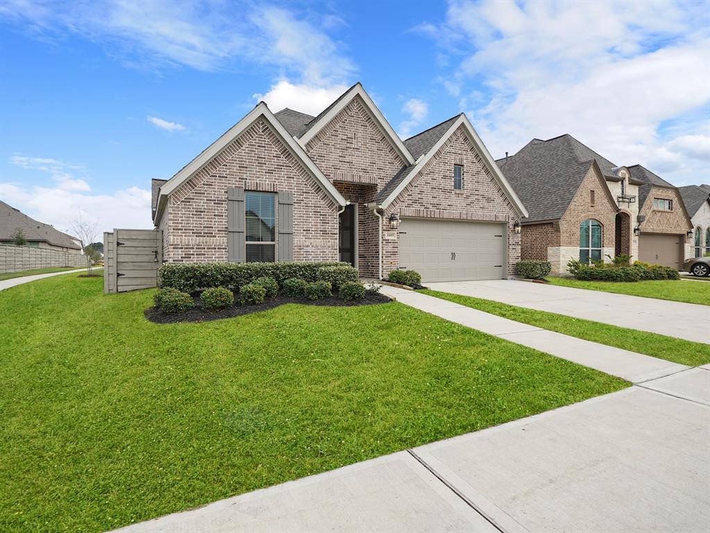 5103 Walnut Grove Lane, Manvel, Texas image 2