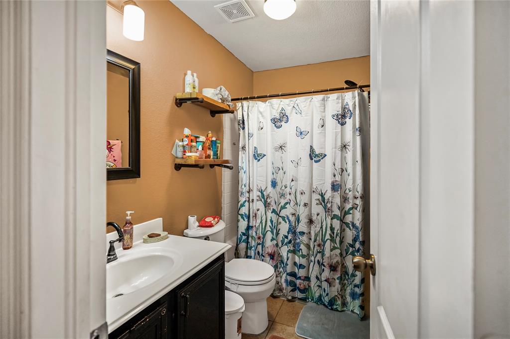 382 Ward Lane, Alvin, Texas image 10