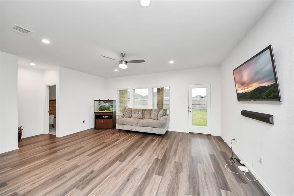 4985 Blue Beetle Ridge Drive, Katy, Texas image 22