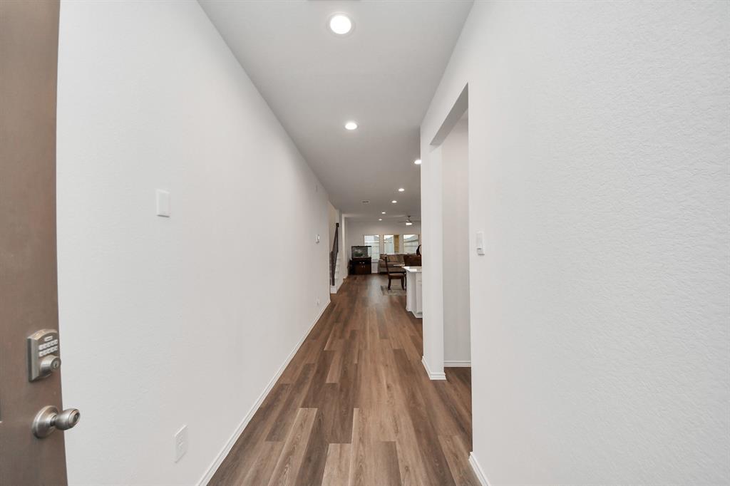 4985 Blue Beetle Ridge Drive, Katy, Texas image 13