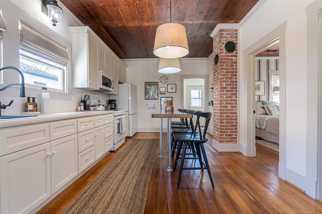 3825 Avenue N 1/2, Galveston, Texas image 7
