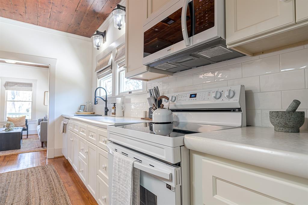 3825 Avenue N 1/2, Galveston, Texas image 14