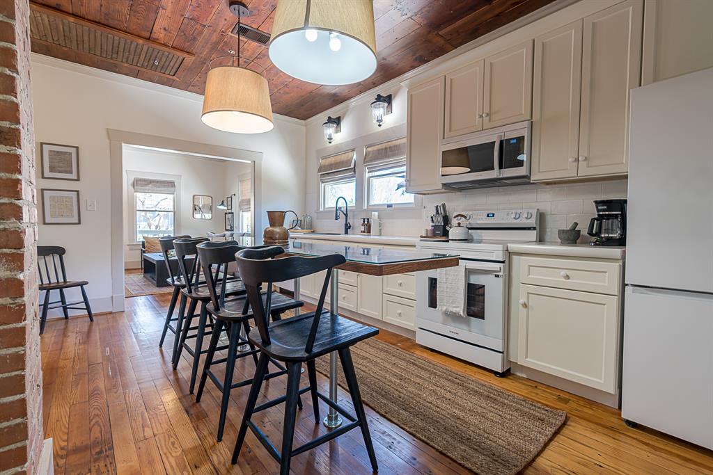 3825 Avenue N 1/2, Galveston, Texas image 12