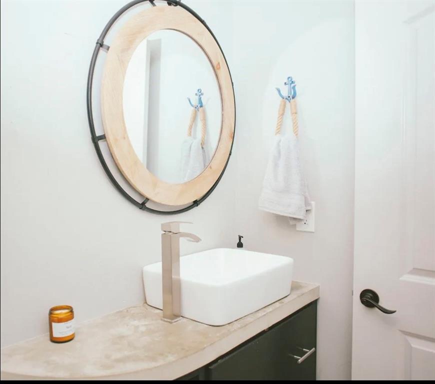4107 Avenue M 1/2, Galveston, Texas image 8