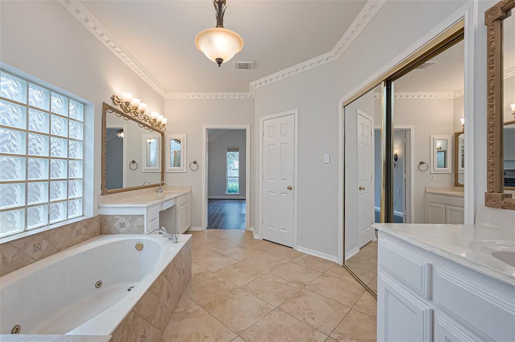 17110 Rolling Brook Court, Sugar Land, Texas image 28