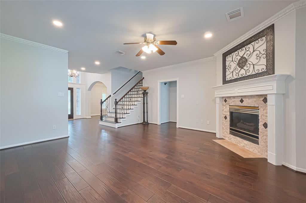 17110 Rolling Brook Court, Sugar Land, Texas image 13