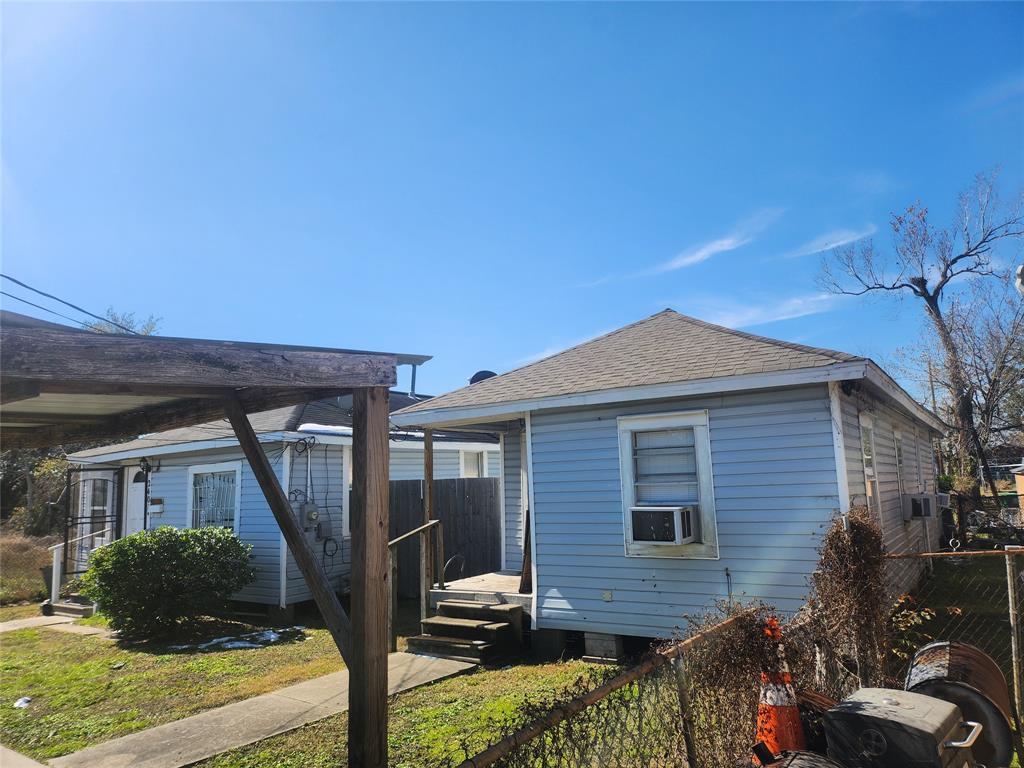 2401 Abernathy Street