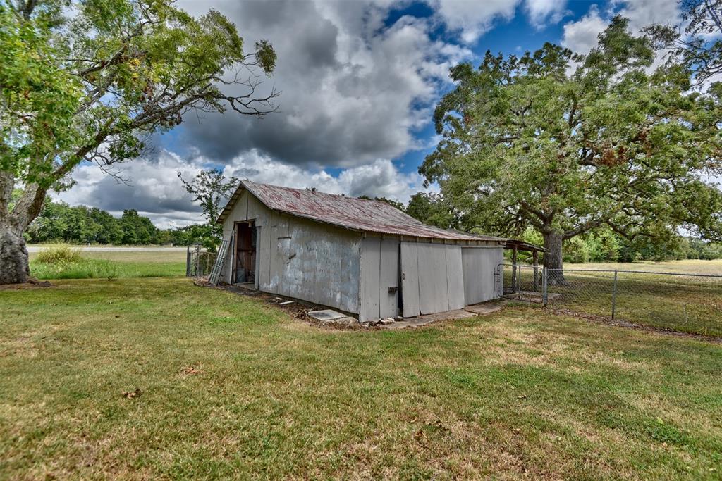 346 Us 290, Carmine, Texas image 30