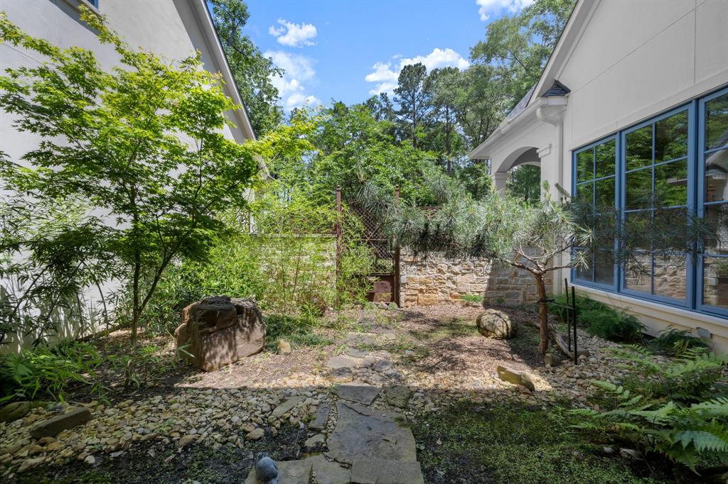 129 Stagecoach Circle, Huntsville, Texas image 20