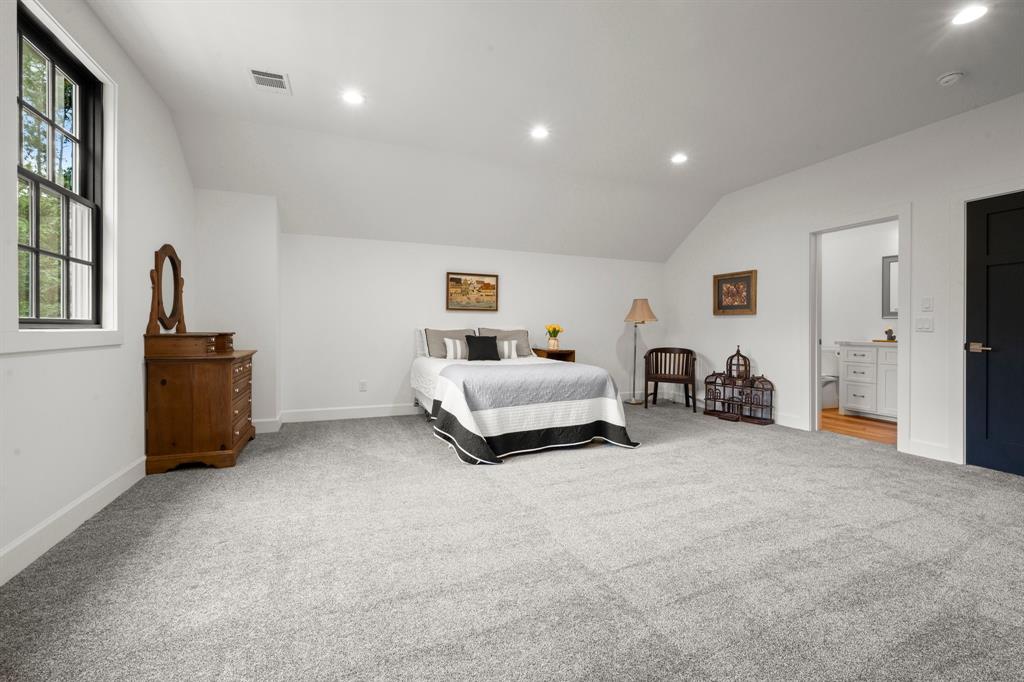 129 Stagecoach Circle, Huntsville, Texas image 35