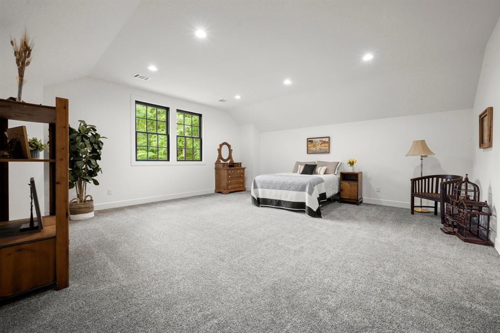 129 Stagecoach Circle, Huntsville, Texas image 34