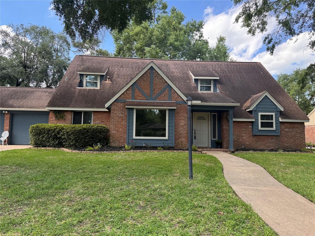 211 Cedar Lane
