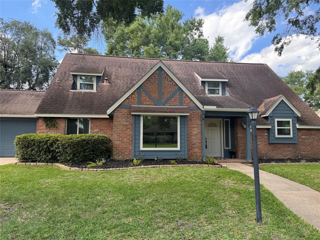 211 Cedar Lane