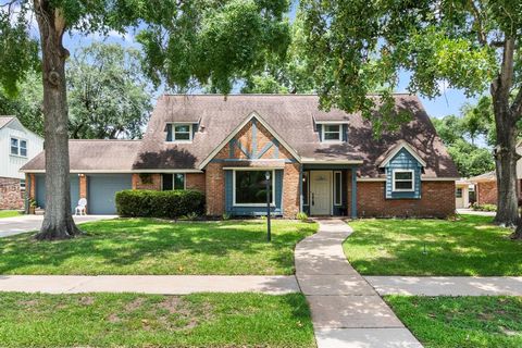 211 Cedar Lane El Lago TX 77586