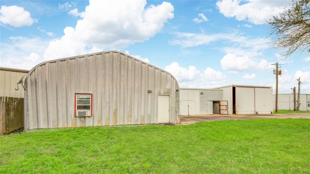 1907 County Road 129, Pearland, Texas image 4