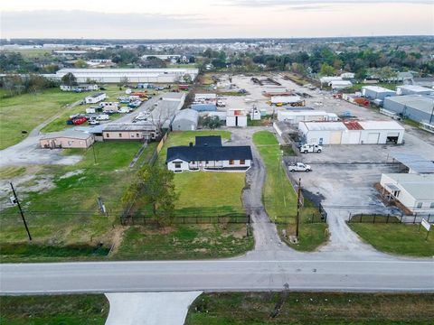 A home in Pearland