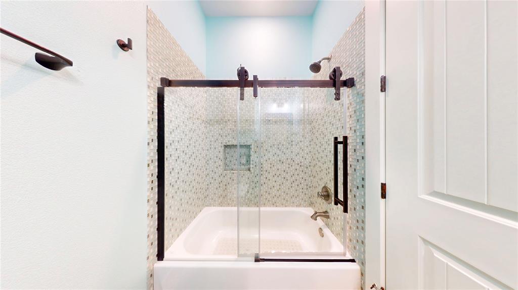 942 Olive Drive, Crystal Beach, Texas image 11