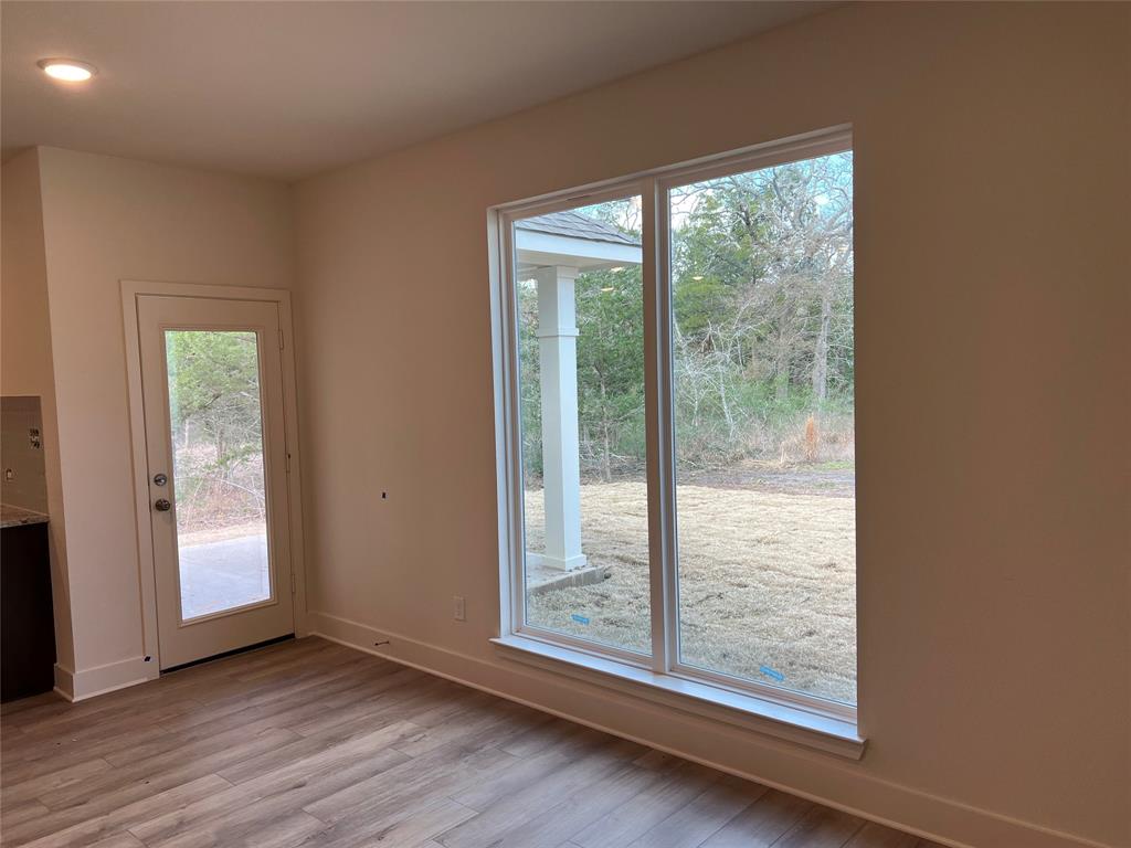 8140 Muir Wood Loop, Anderson, Texas image 6