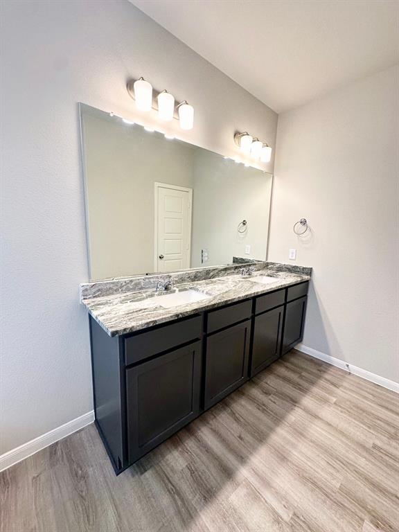 5041 Marcasca Drive, Katy, Texas image 7