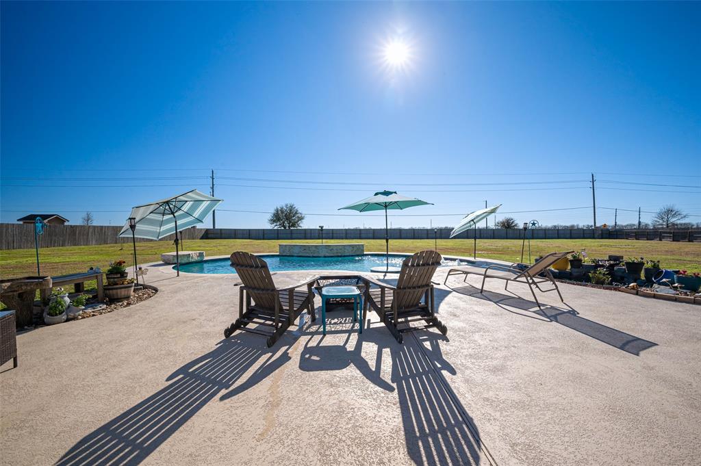 7402 Tejas Lakes Trail, Needville, Texas image 39