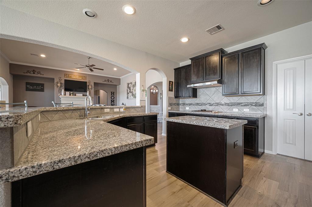 7402 Tejas Lakes Trail, Needville, Texas image 15