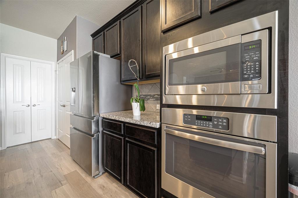 7402 Tejas Lakes Trail, Needville, Texas image 16