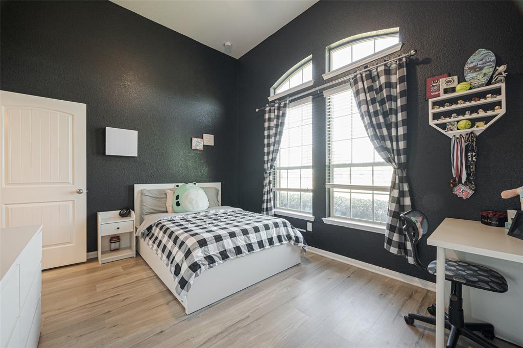 7402 Tejas Lakes Trail, Needville, Texas image 37