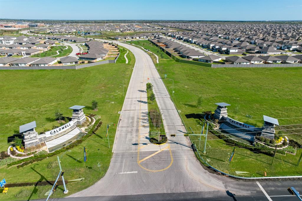 8531 Sandy Coral, Iowa Colony, Texas image 30