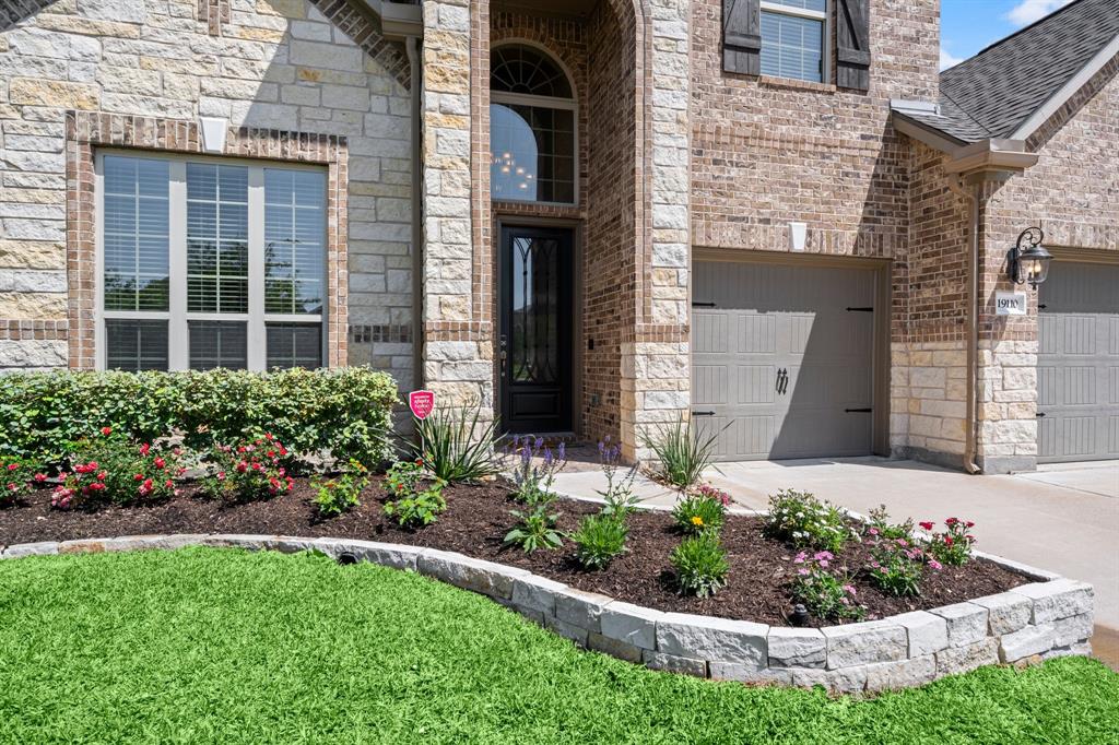19110 Blue Hill Lane, Tomball, Texas image 9