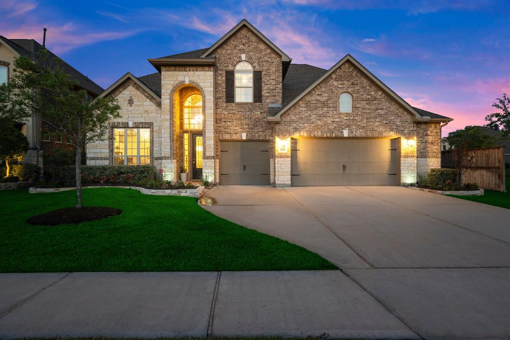 19110 Blue Hill Lane, Tomball, Texas image 1