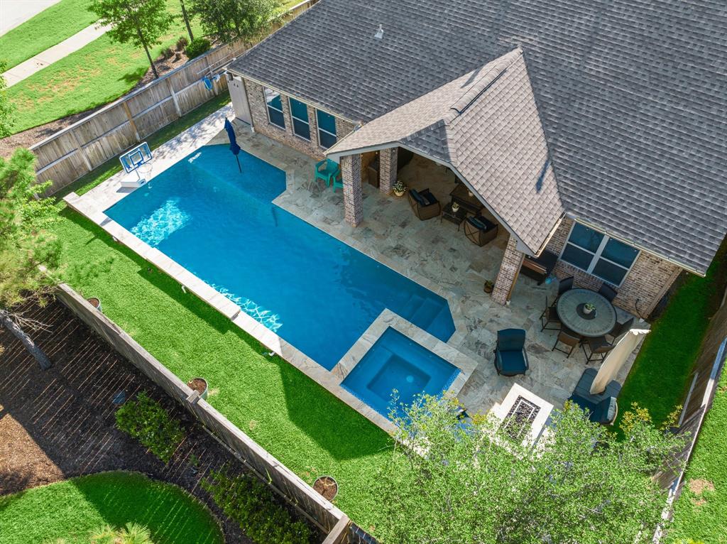 19110 Blue Hill Lane, Tomball, Texas image 7