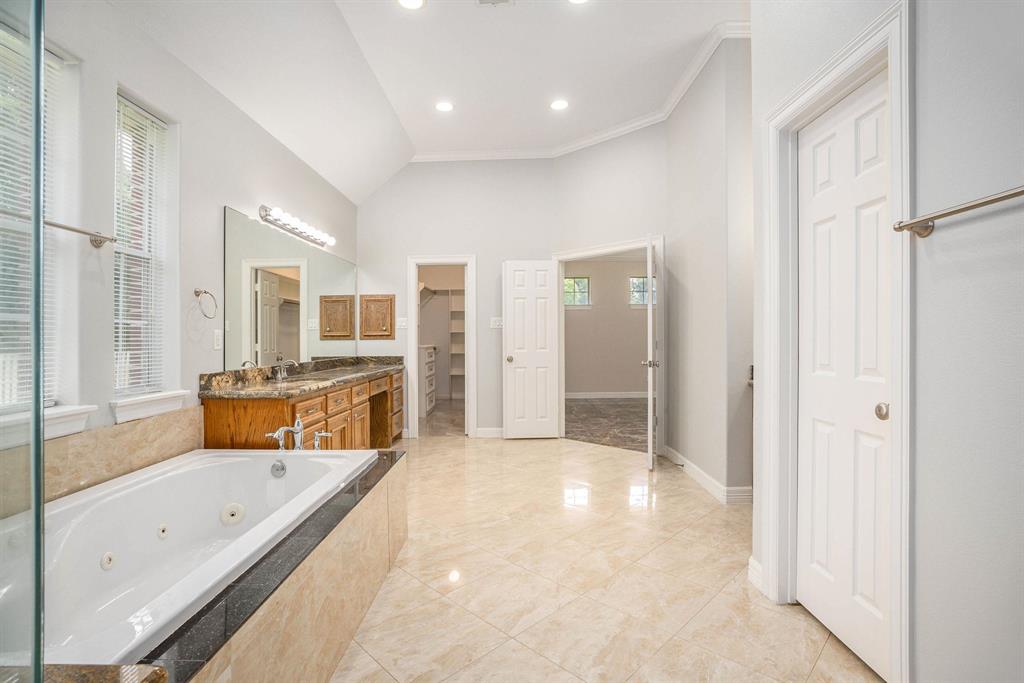 3702 Madison Avenue, Baytown, Texas image 35