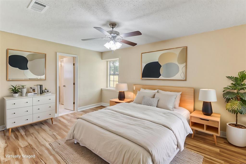 111 Mesquite Street, Lake Jackson, Texas image 12