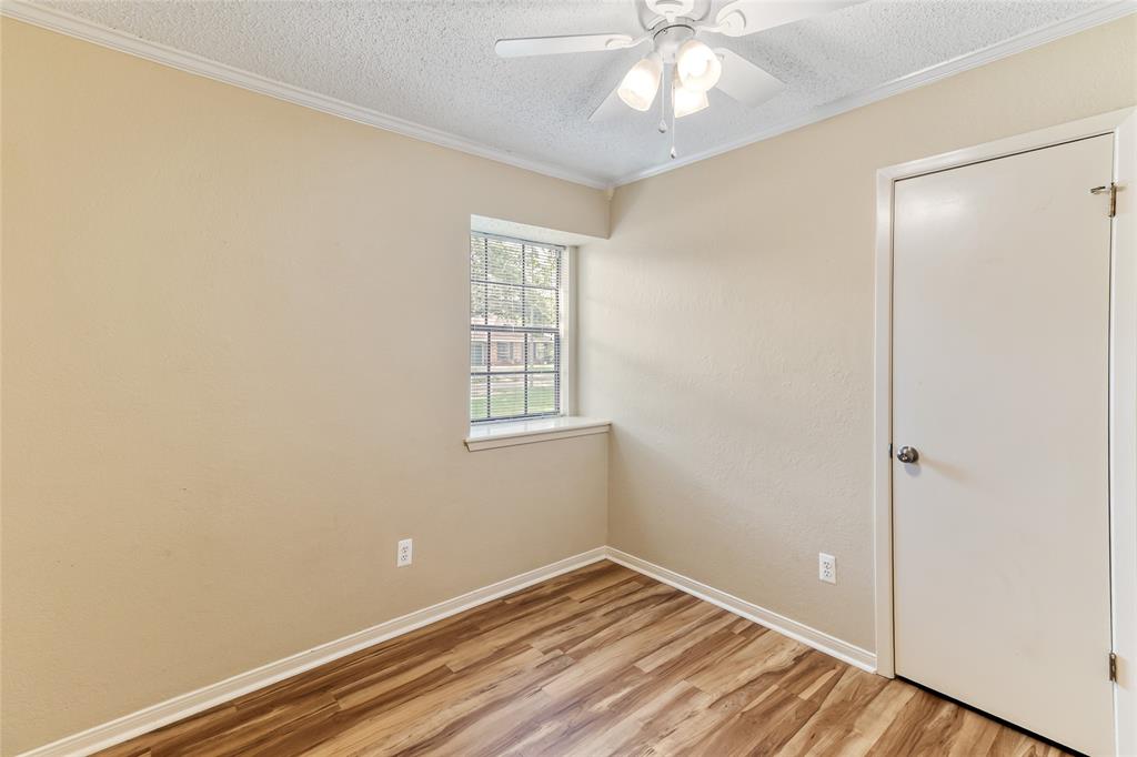 111 Mesquite Street, Lake Jackson, Texas image 19