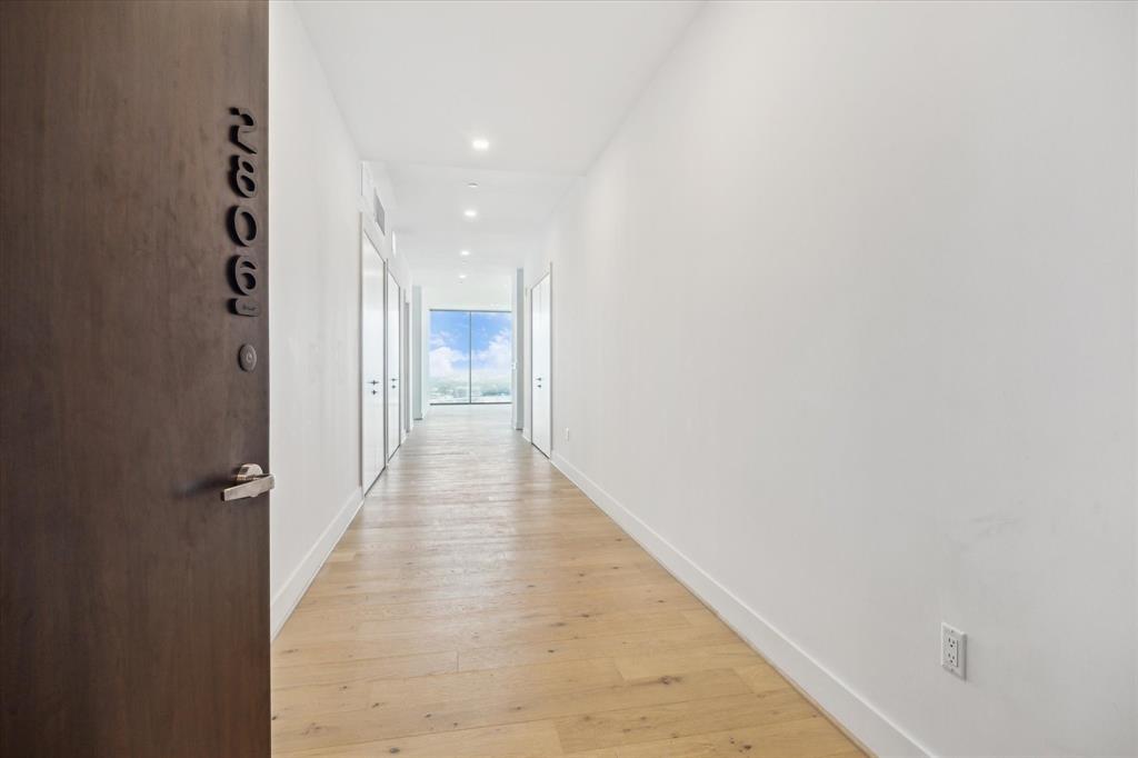 1711 Allen Parkway 2806