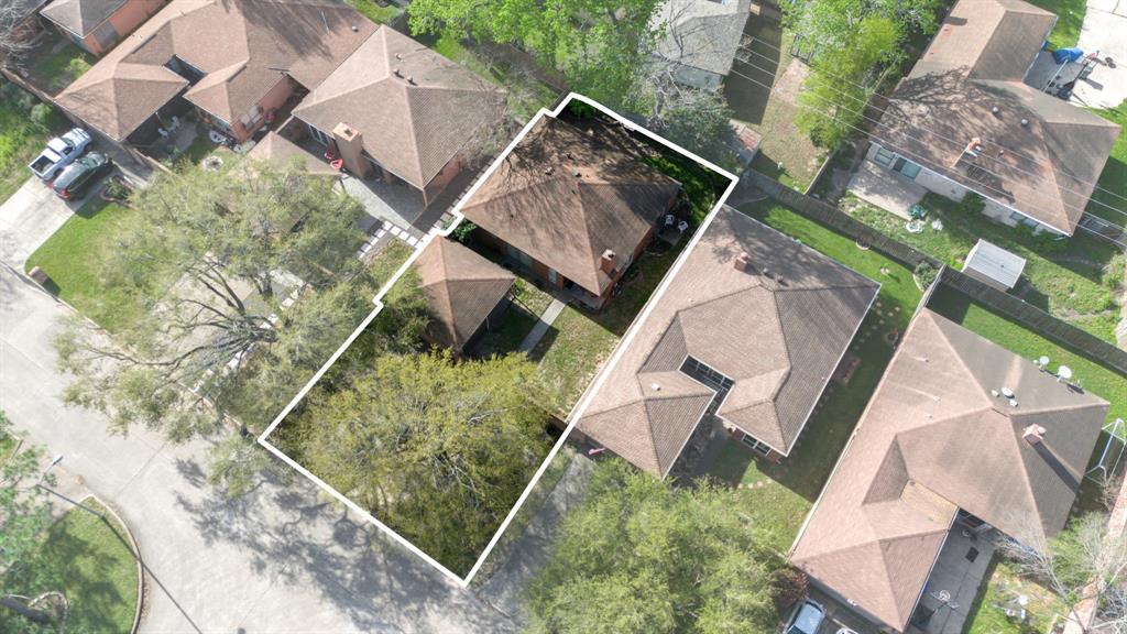 6826 Bullinger Drive, Spring, Texas image 30